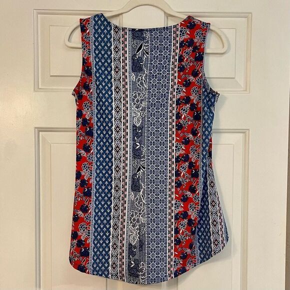 New Directions Floral Sleeveless Blouse Medium - Picture 2 of 9